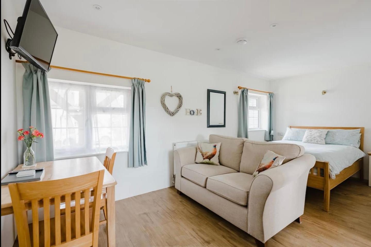Great Sampford B&B Sorrells Farm Hempstead  Exterior foto